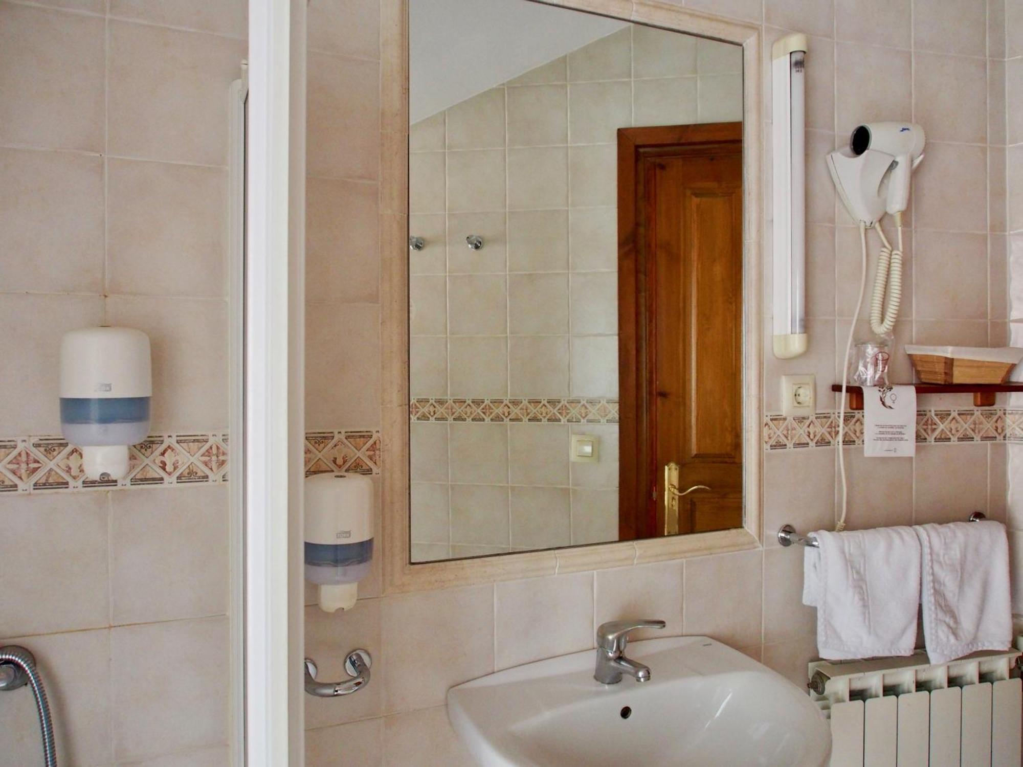 Hostal Remona Espinama Kültér fotó