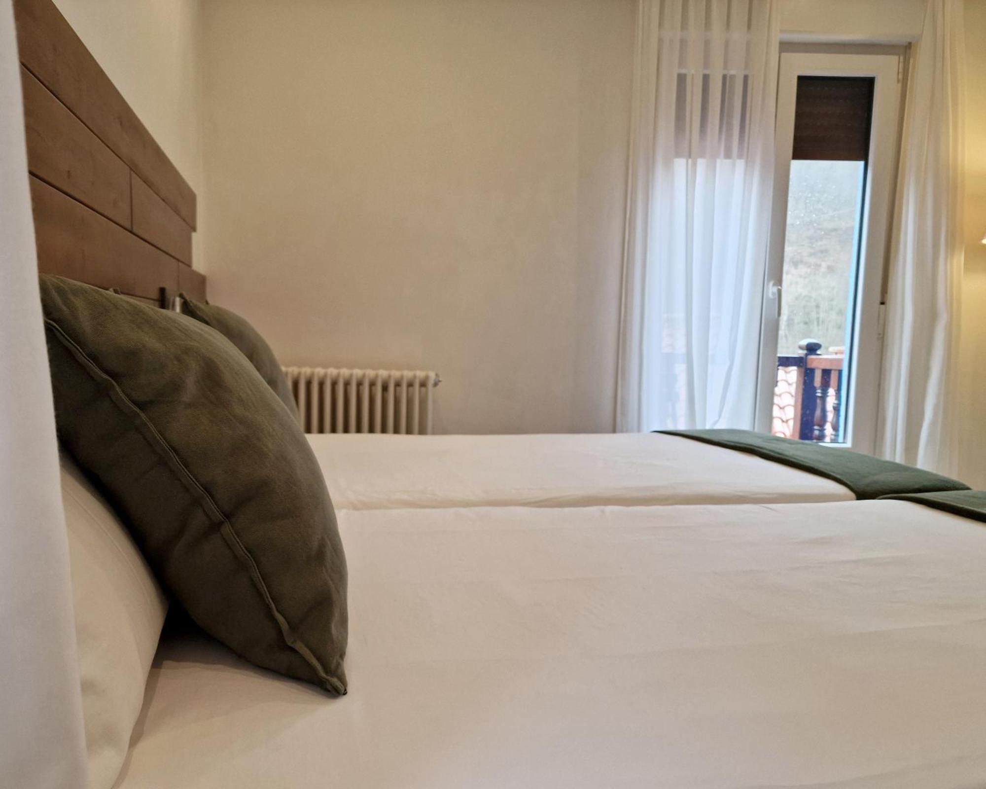 Hostal Remona Espinama Kültér fotó