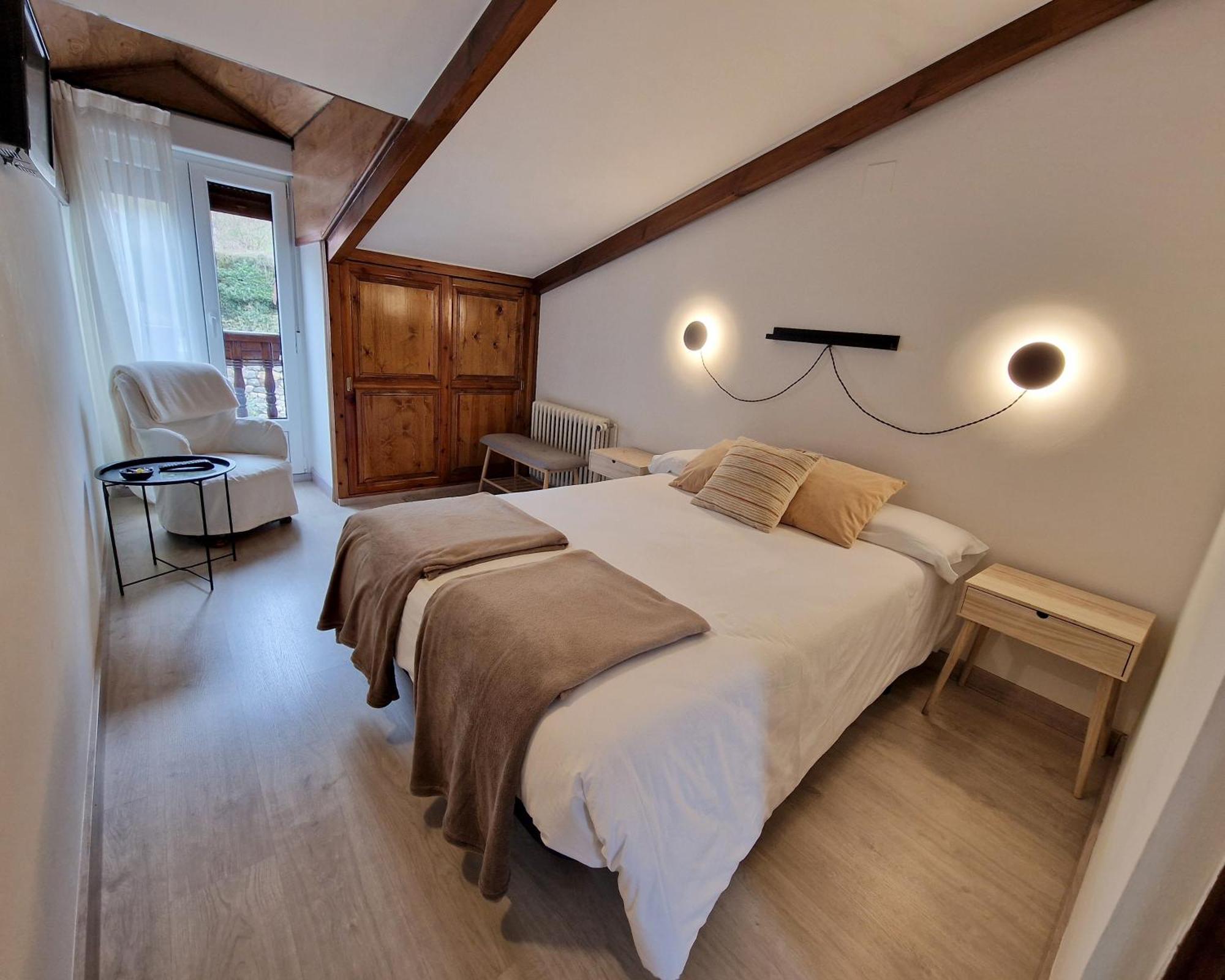 Hostal Remona Espinama Kültér fotó