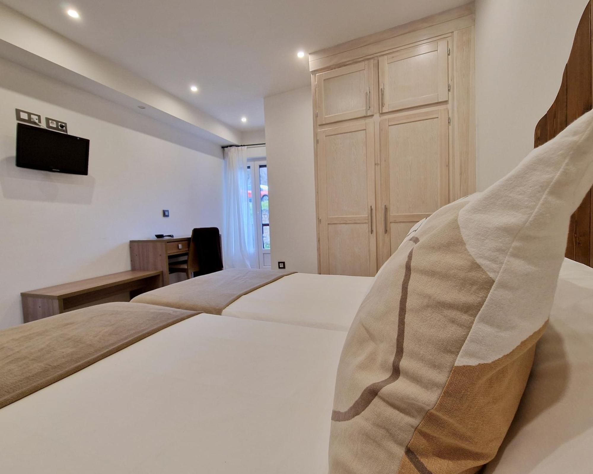 Hostal Remona Espinama Kültér fotó