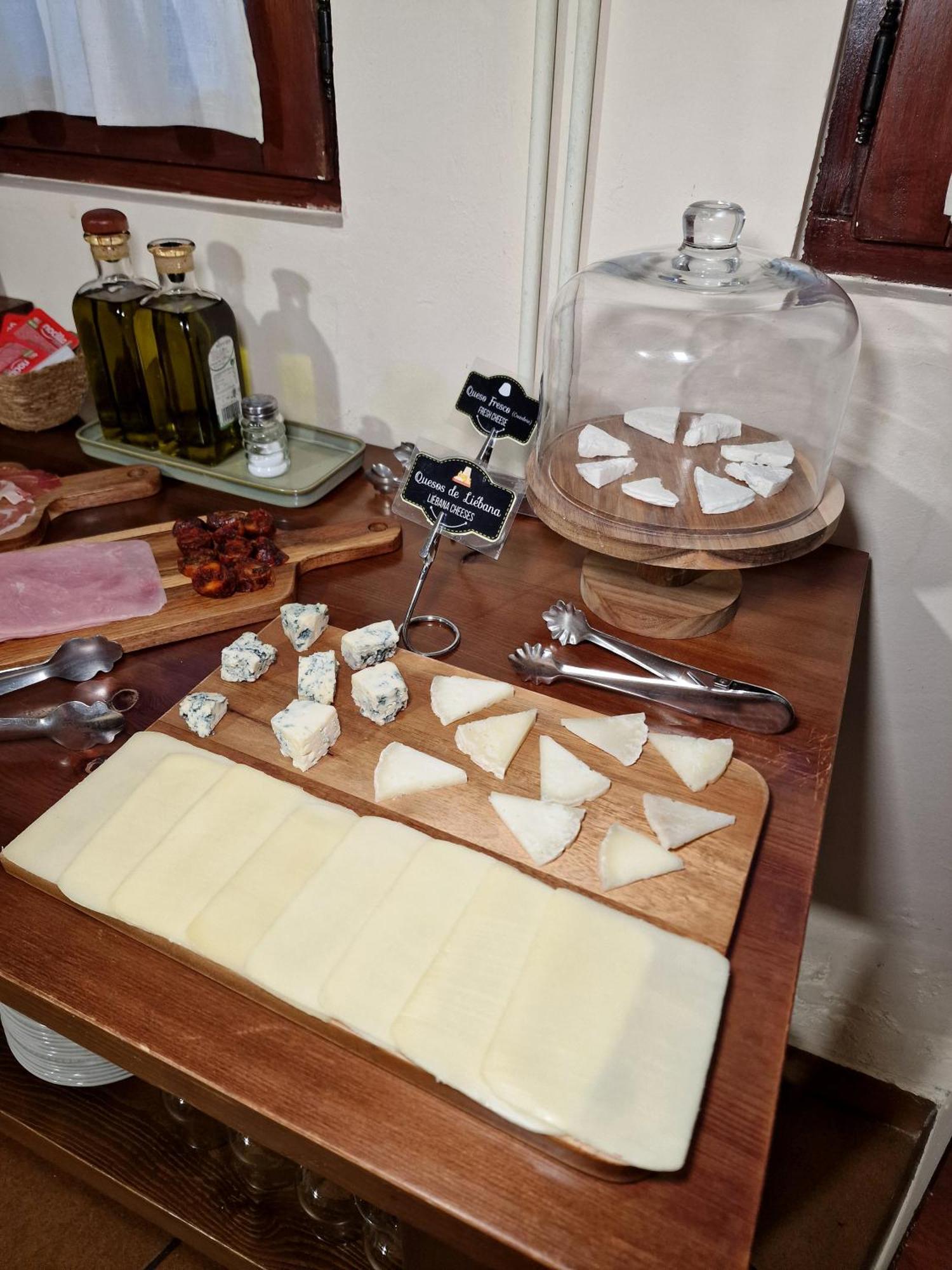 Hostal Remona Espinama Kültér fotó